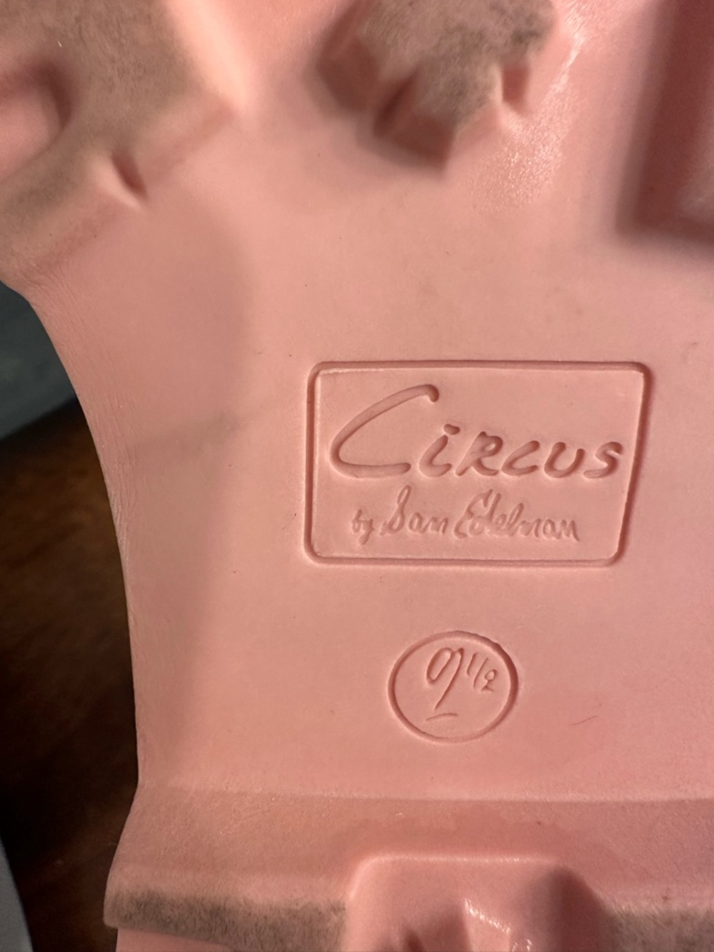 Circus by Sam Edelman Women's Pink Croc-Embossed Loafers with Gold Hardware 9.5 - Picture 6 of 6